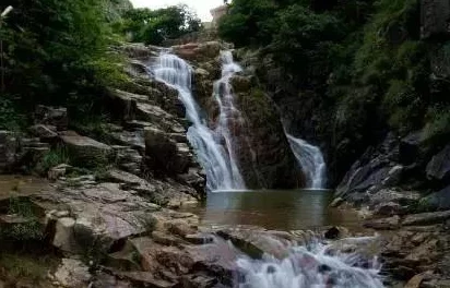 《植物保卫战2》入门全攻略：如何顺利开启游戏并征服第一关的策略与技巧