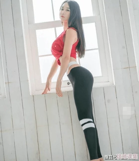 美女校花张开腿让我感受青春的魅力与激情，漫画中的故事引人入胜