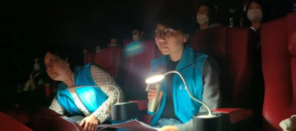 神秘电影5条免费路线：网友评价直言“绝对不能错过的精彩体验，让人大开眼界！”